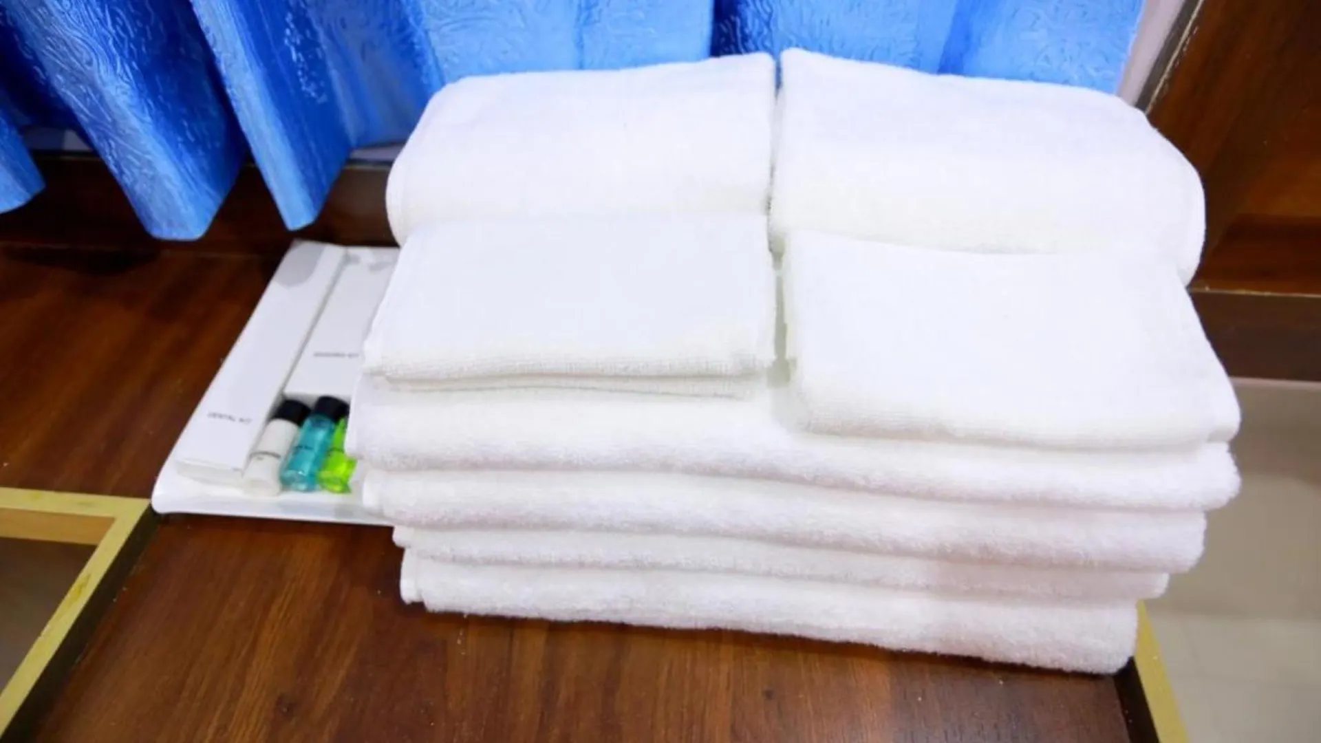 Apartment 9 Base Cochin Airport Hotel Nedumbassery